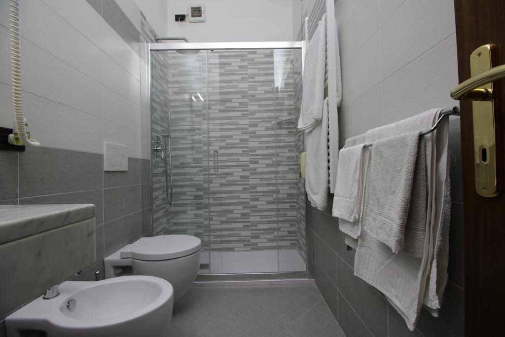 Il Giardinetto Hotel Vercelli Buitenkant foto