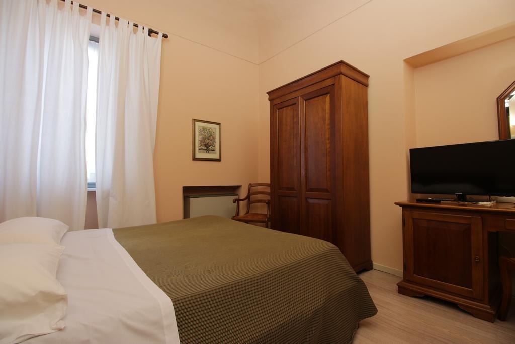 Il Giardinetto Hotel Vercelli Buitenkant foto
